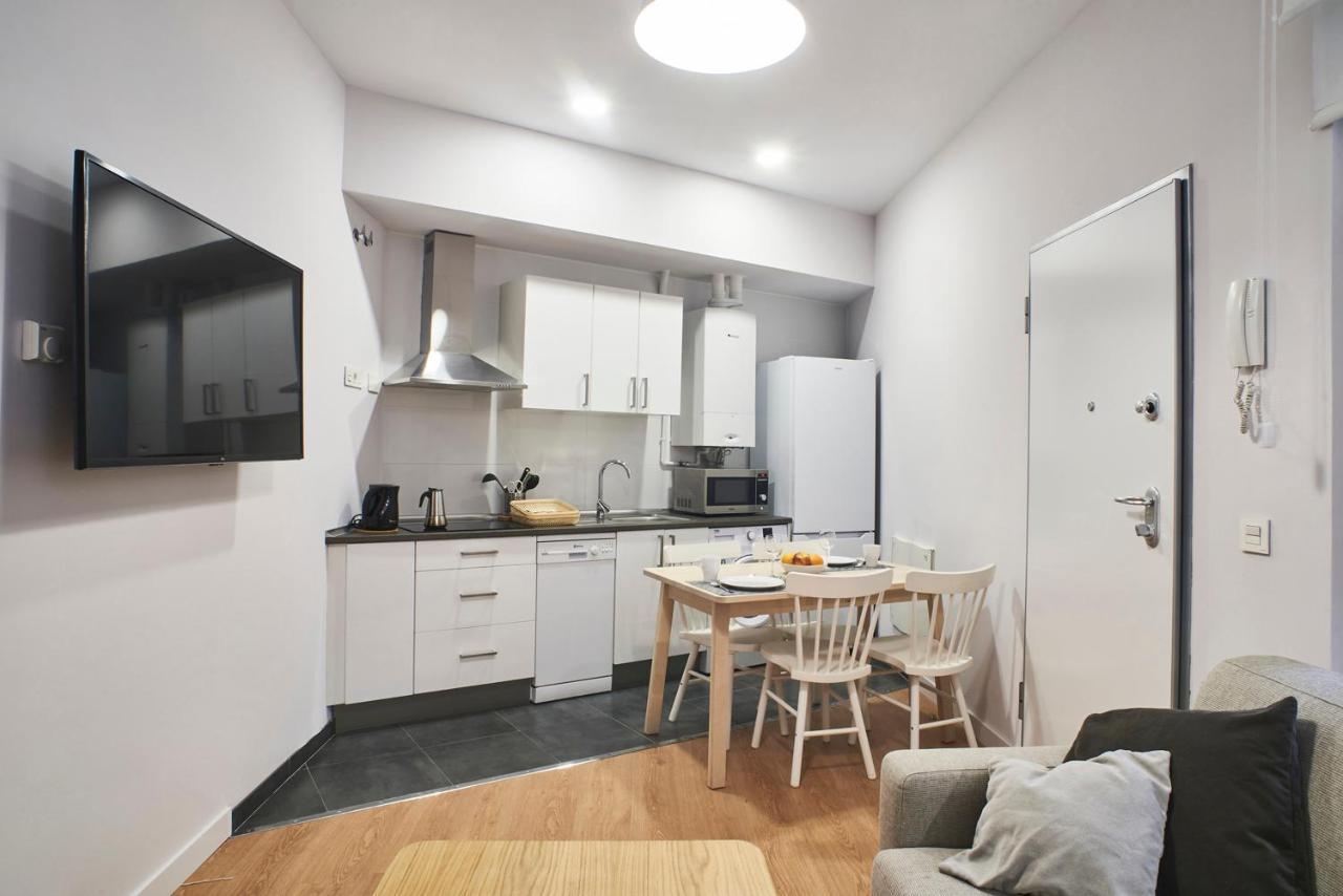 Slow Suites Luchana Madrid Exteriör bild